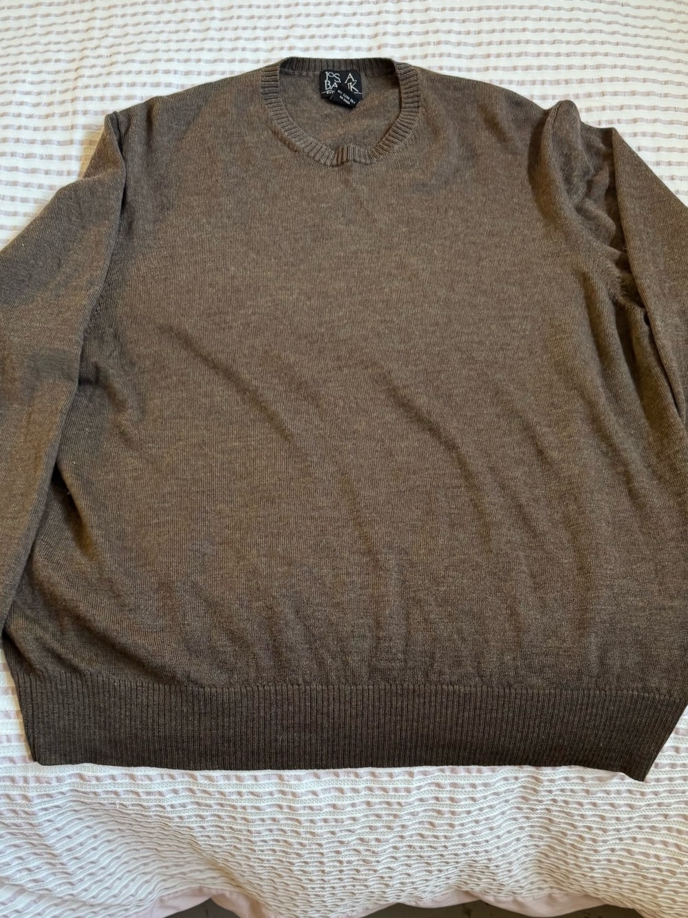 Jos. A. Bank Men’s Brown Cashmere Crewneck Sweater